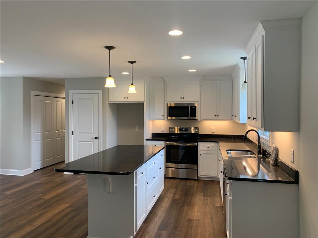 2946 Spencer Road Conover, NC 28613 - Photo 5 of 14 Gallery Image 5