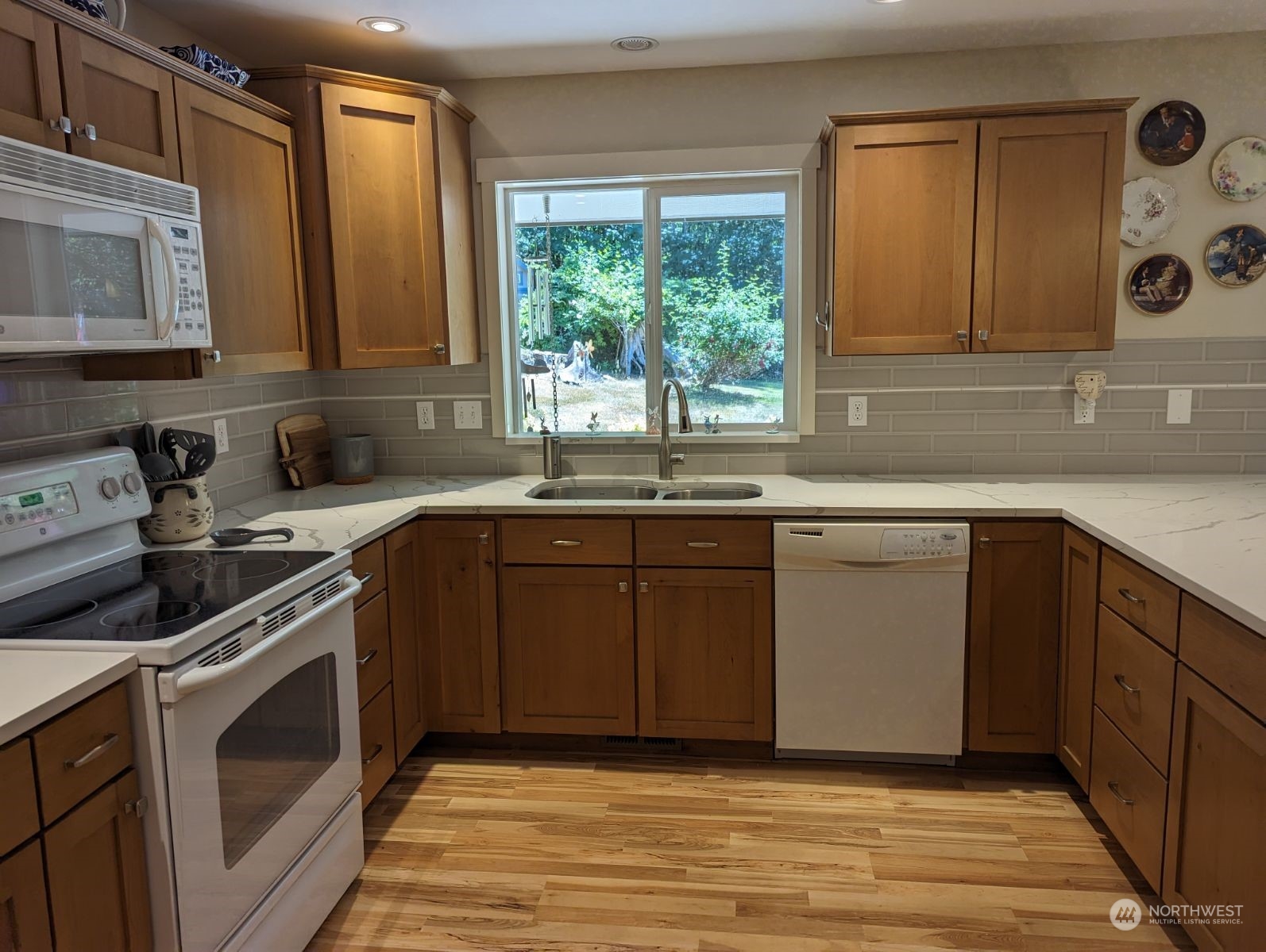 58 Malone Hill Road Elma, WA 98541 - Photo 6 of 19 Gallery Image 6