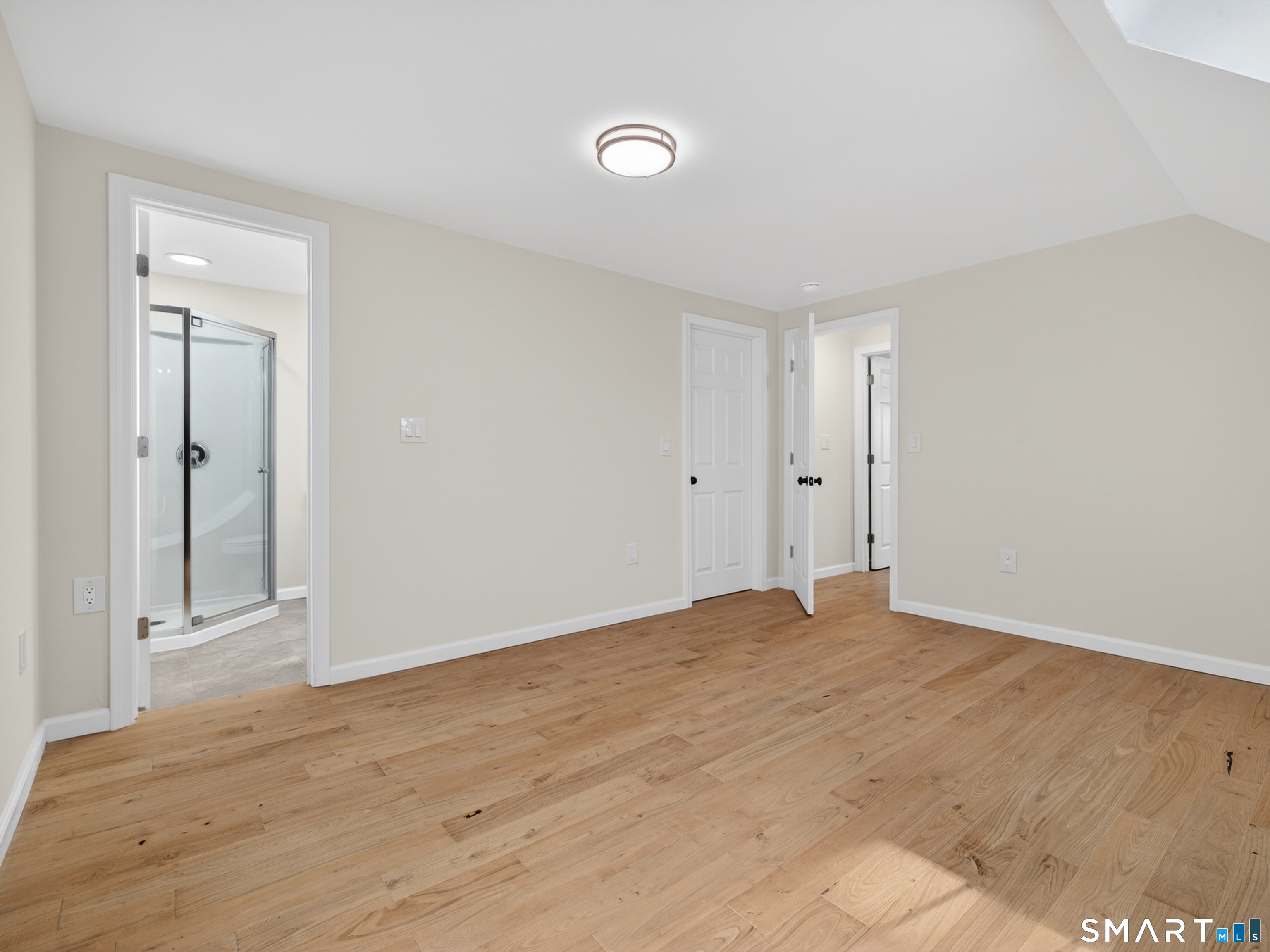 205 Flanders Road East Lyme, CT 06357 - Photo 23 of 39