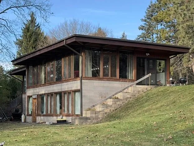 $3,800 | 35081 Fairview Road, Oconomowoc Lake, WI 53066