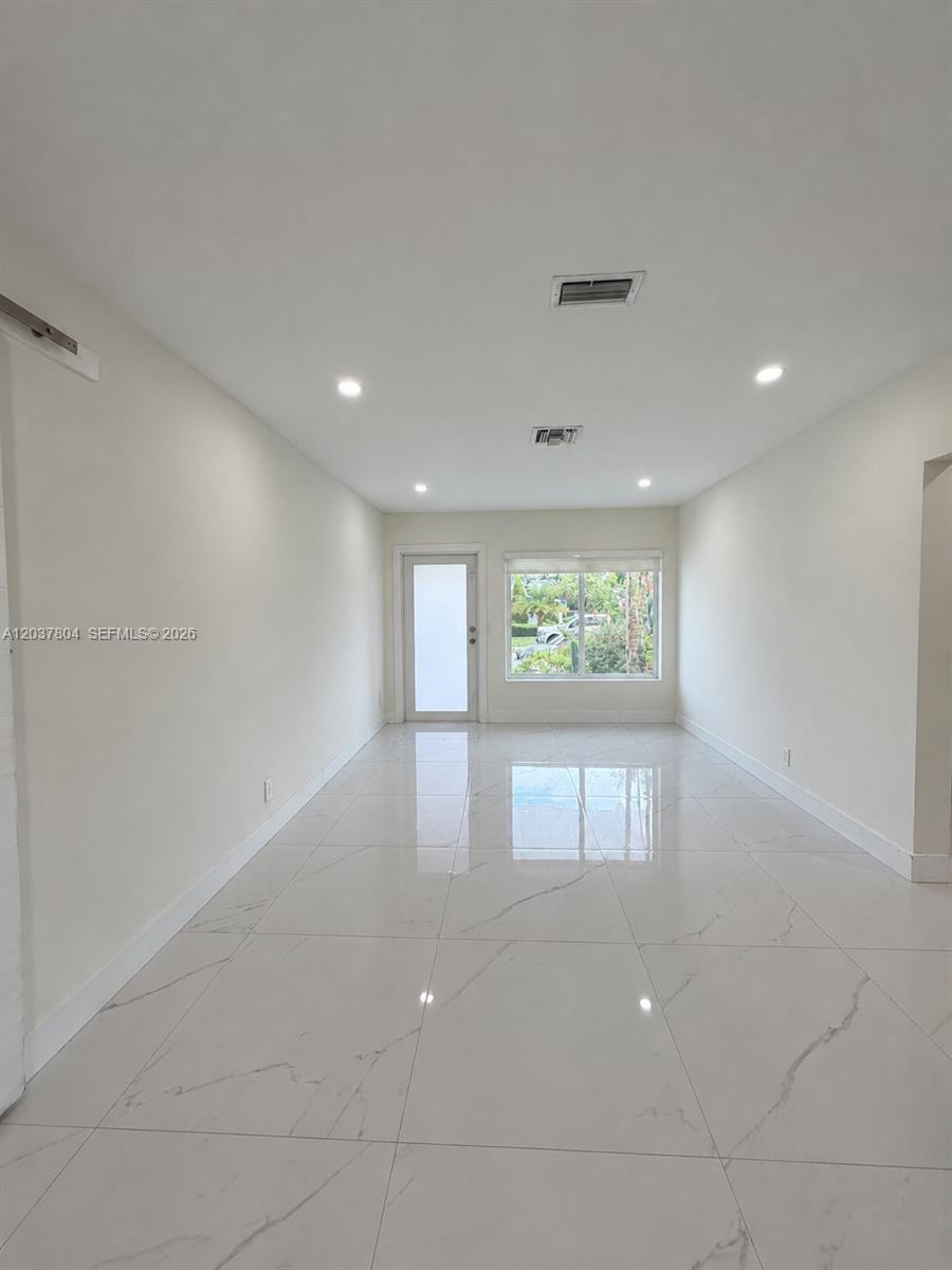 4240 Southwest 14th Street Miami, FL 33134 - Photo 14 of 16
