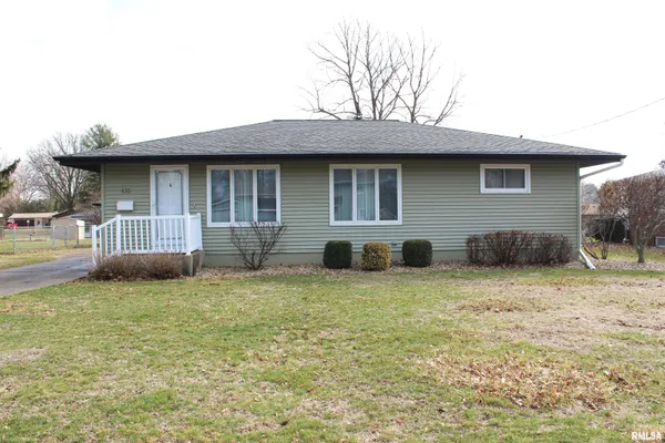 $149,900 | 435 Columbus Avenue, Galesburg, IL 61401