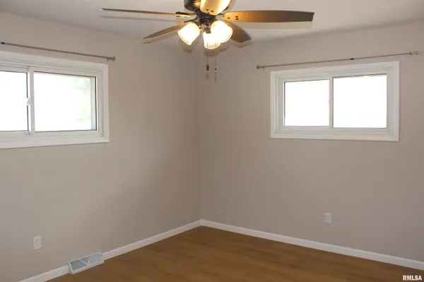 $149,900 | 435 Columbus Avenue, Galesburg, IL 61401