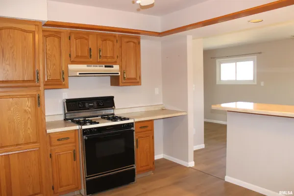$149,900 | 435 Columbus Avenue, Galesburg, IL 61401