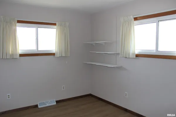 $149,900 | 435 Columbus Avenue, Galesburg, IL 61401