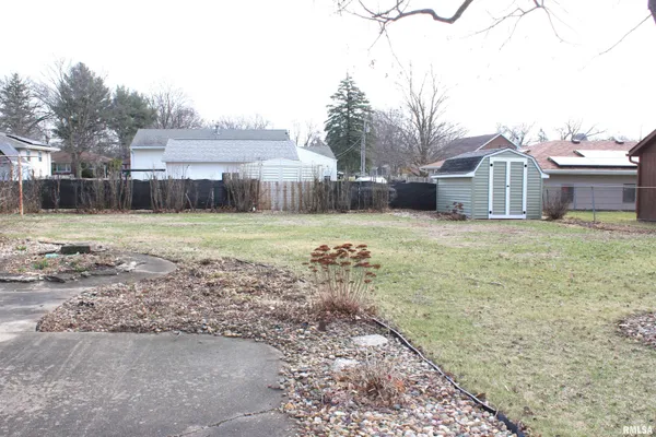 $149,900 | 435 Columbus Avenue, Galesburg, IL 61401