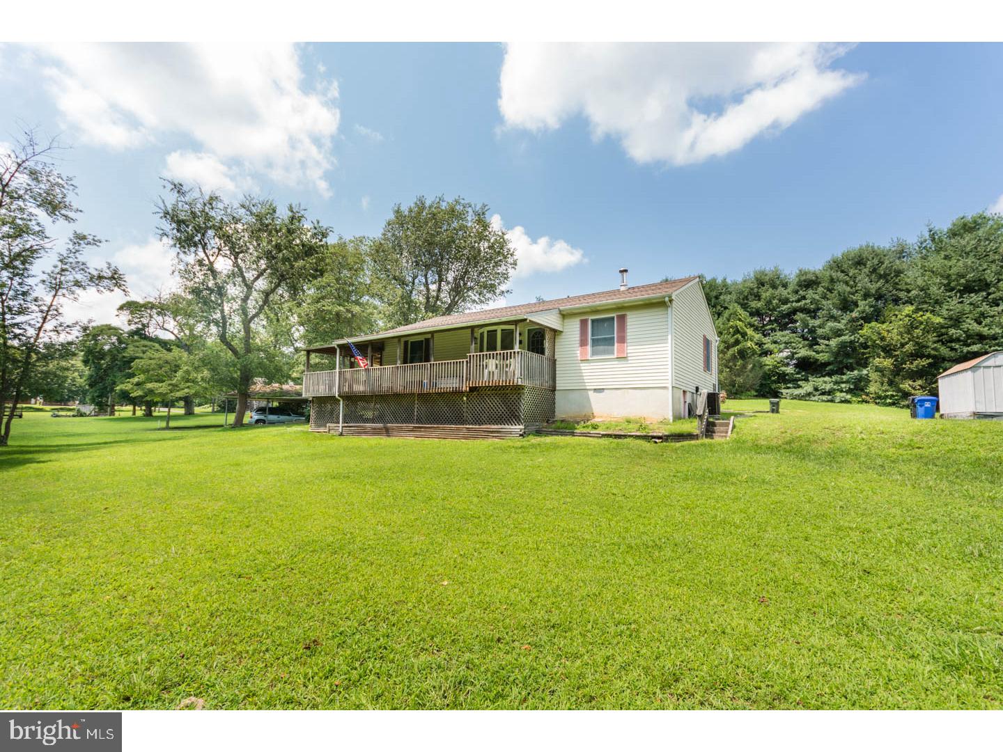 331 Pitman Road Sewell, NJ 08080 - Photo 3 of 19 Gallery Image 3