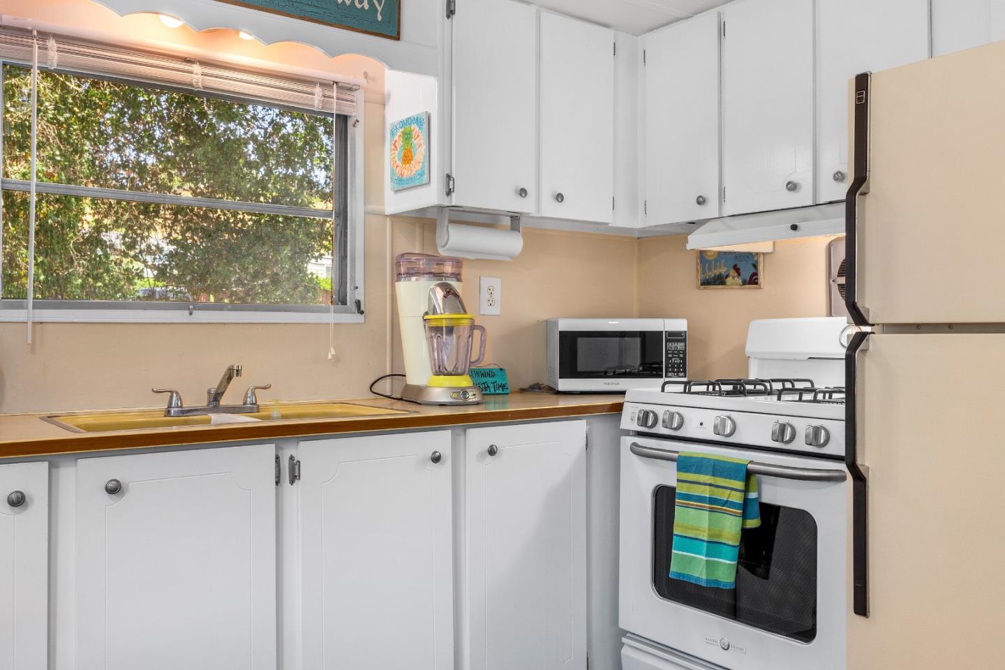 100 North Rodeo Gulch Road, Unit 142 Soquel, CA 95073 - Photo 12 of 32 Gallery Image 12