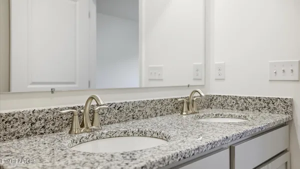 $289,690 | 3771 Wyatt Way, Kodak, TN 37764