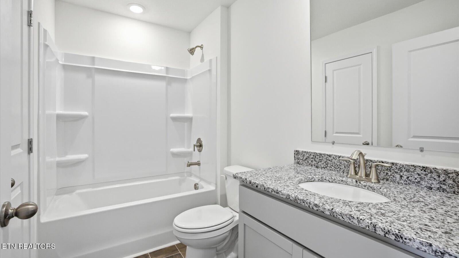 3771 Wyatt Way Kodak, TN 37764 - Photo 20 of 30 10 shared full bath