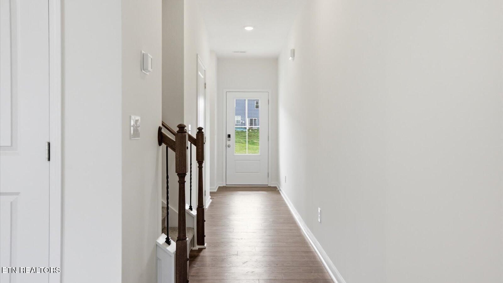 3771 Wyatt Way Kodak, TN 37764 - Photo 2 of 30 2 entry way