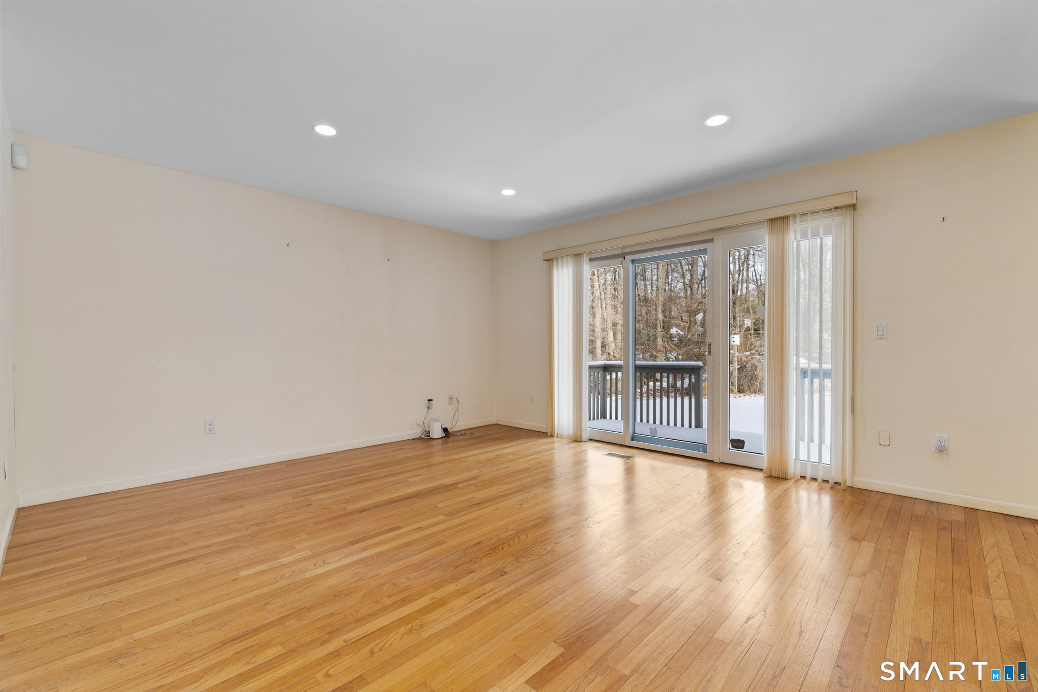 12 Elizabeth Court, Unit 12 Groton, CT 06340 - Photo 8 of 40