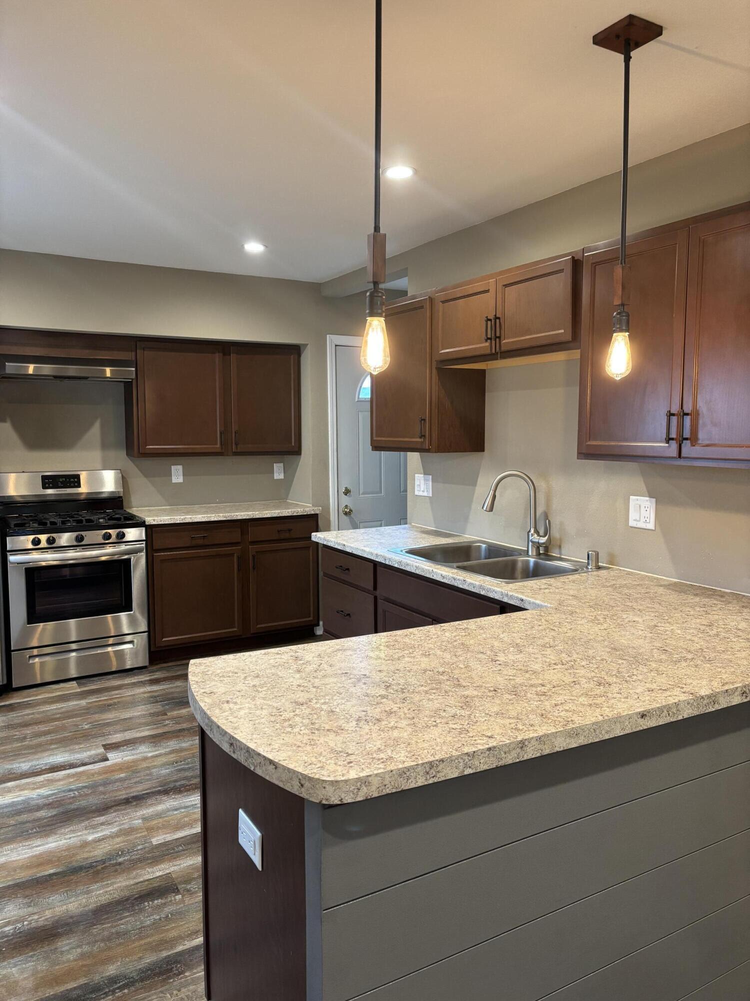 203 North 66th Street Milwaukee, WI 53213 - Photo 3 of 4 kitchen