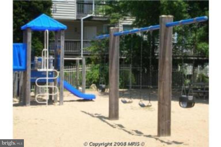 1405 Howard Road Annapolis, MD 21403 - Photo 4 of 6 Beach View 3