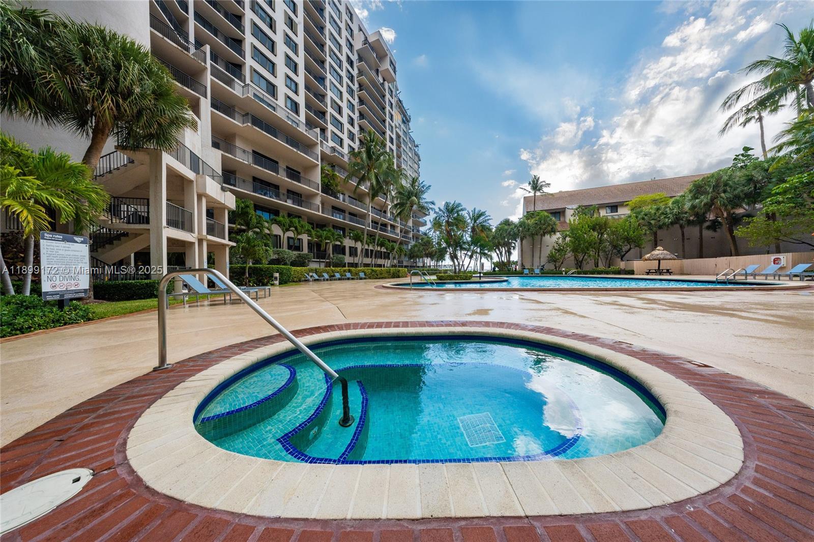 540 Brickell Key Drive, Unit 202 Miami, FL 33131 - Photo 22 of 60