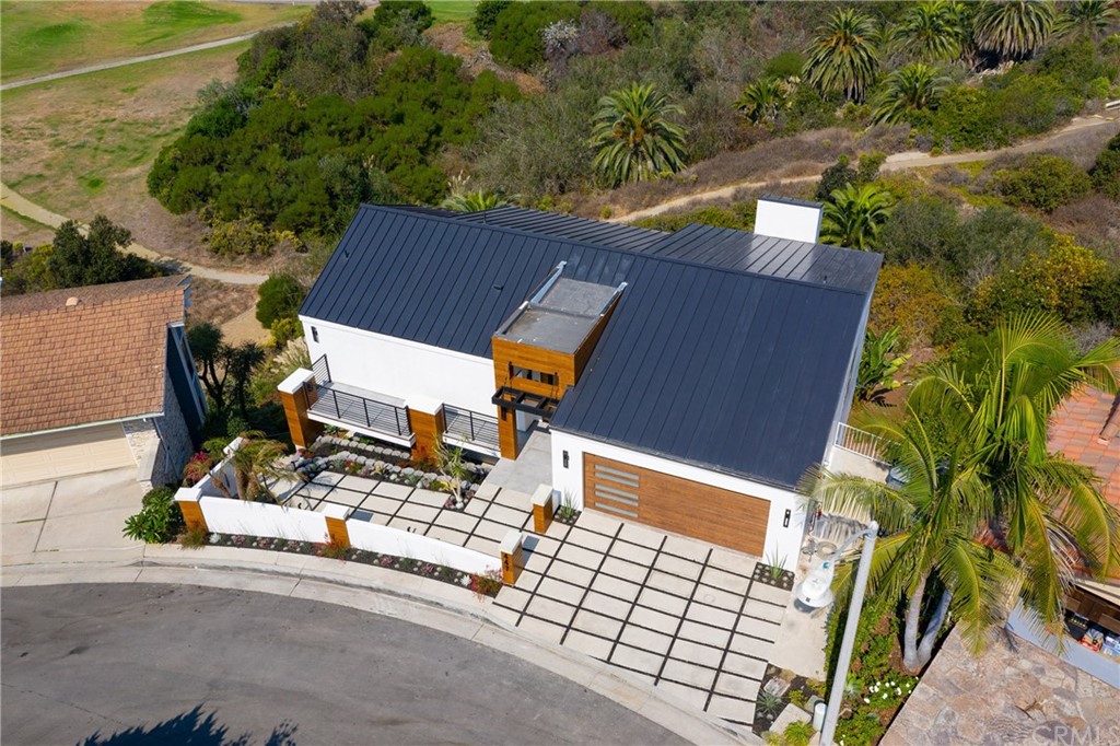 447 Avenida Crespi San Clemente, CA 92672 - Photo 8 of 42 an outdoor view of garden