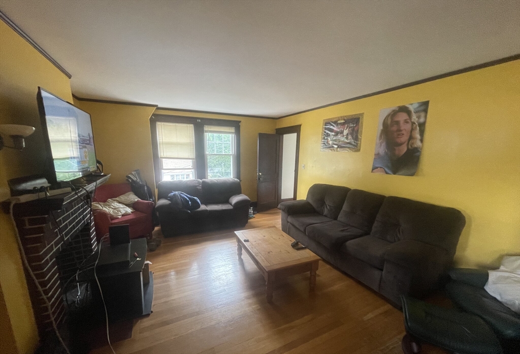 17 Cufflin Street, Unit 2 Boston, MA 02135 - Photo 6 of 7