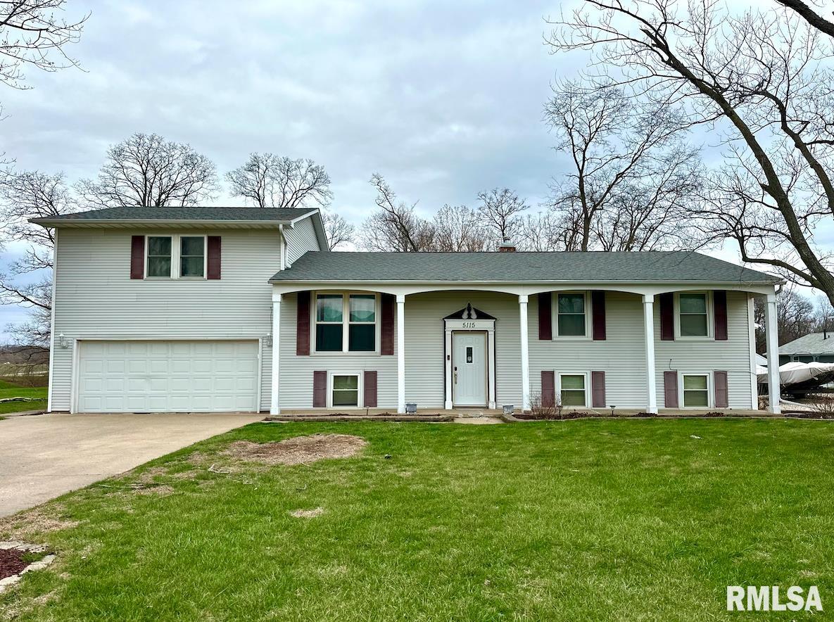 5115 West Woodfern Road Peoria, IL 61607 - Photo 1 of 21
