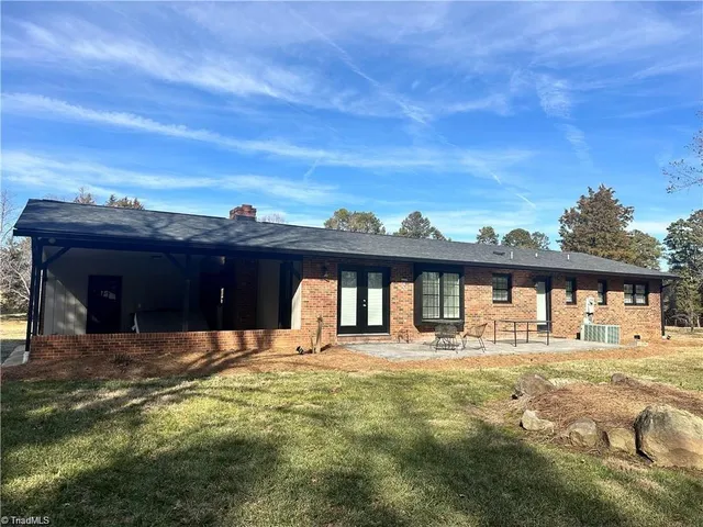 $2,000 | 190 Flat Swamp Lake Road, Denton, NC 27239