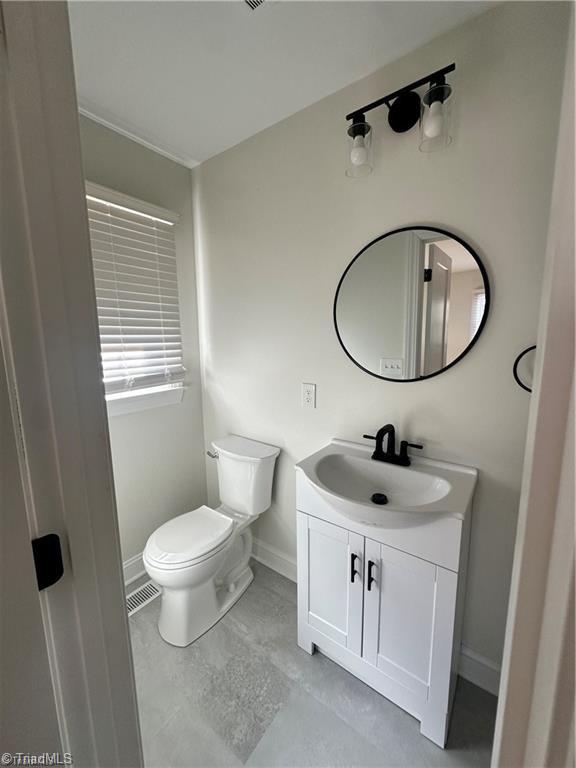 190 Flat Swamp Lake Road Denton, NC 27239 - Photo 9 of 13