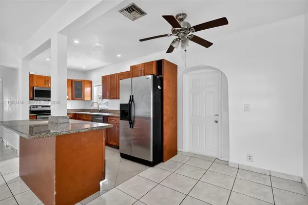 $3,600 | 1498 Northeast 180th Street, North Miami Beach, FL 33162