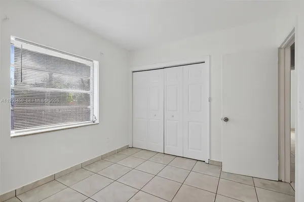 $3,600 | 1498 Northeast 180th Street, North Miami Beach, FL 33162