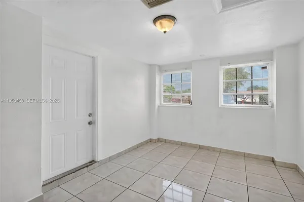 $3,600 | 1498 Northeast 180th Street, North Miami Beach, FL 33162