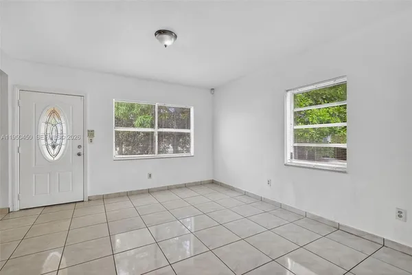 $3,600 | 1498 Northeast 180th Street, North Miami Beach, FL 33162