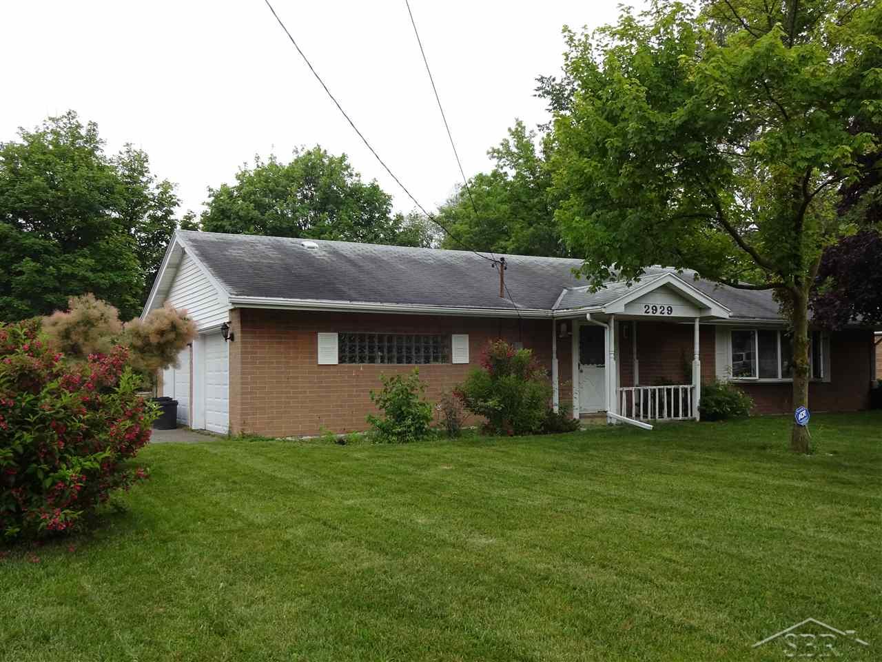 2929 Hemmeter Road Saginaw, MI 48603 - Photo 1 of 17 31384843.JPG