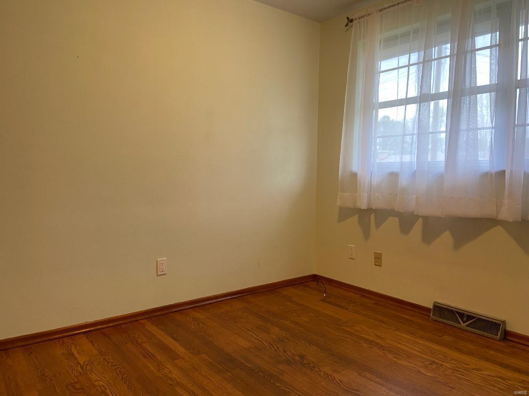 3113 Mission Road Alton, IL 62002 - Photo 12 of 19 Gallery Image 12