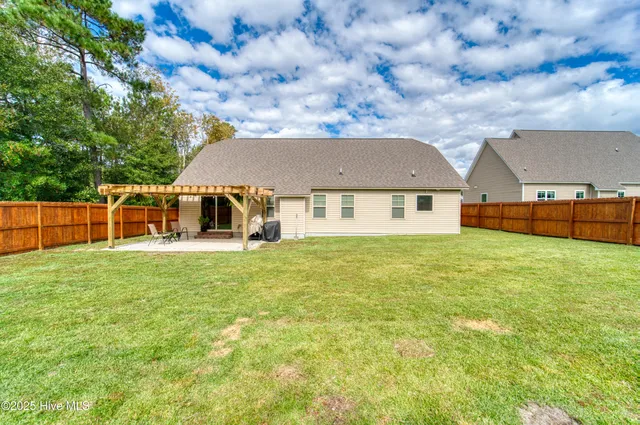 $1,795 | 217 Tappi Terrace, Hubert, NC 28539