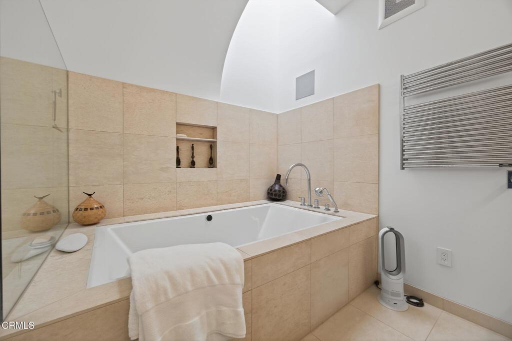 1211 Capri Way Oxnard, CA 93035 - Photo 35 of 63