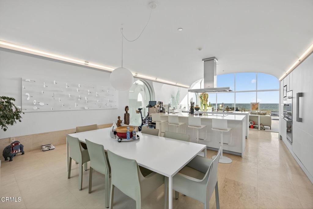 1211 Capri Way Oxnard, CA 93035 - Photo 10 of 63