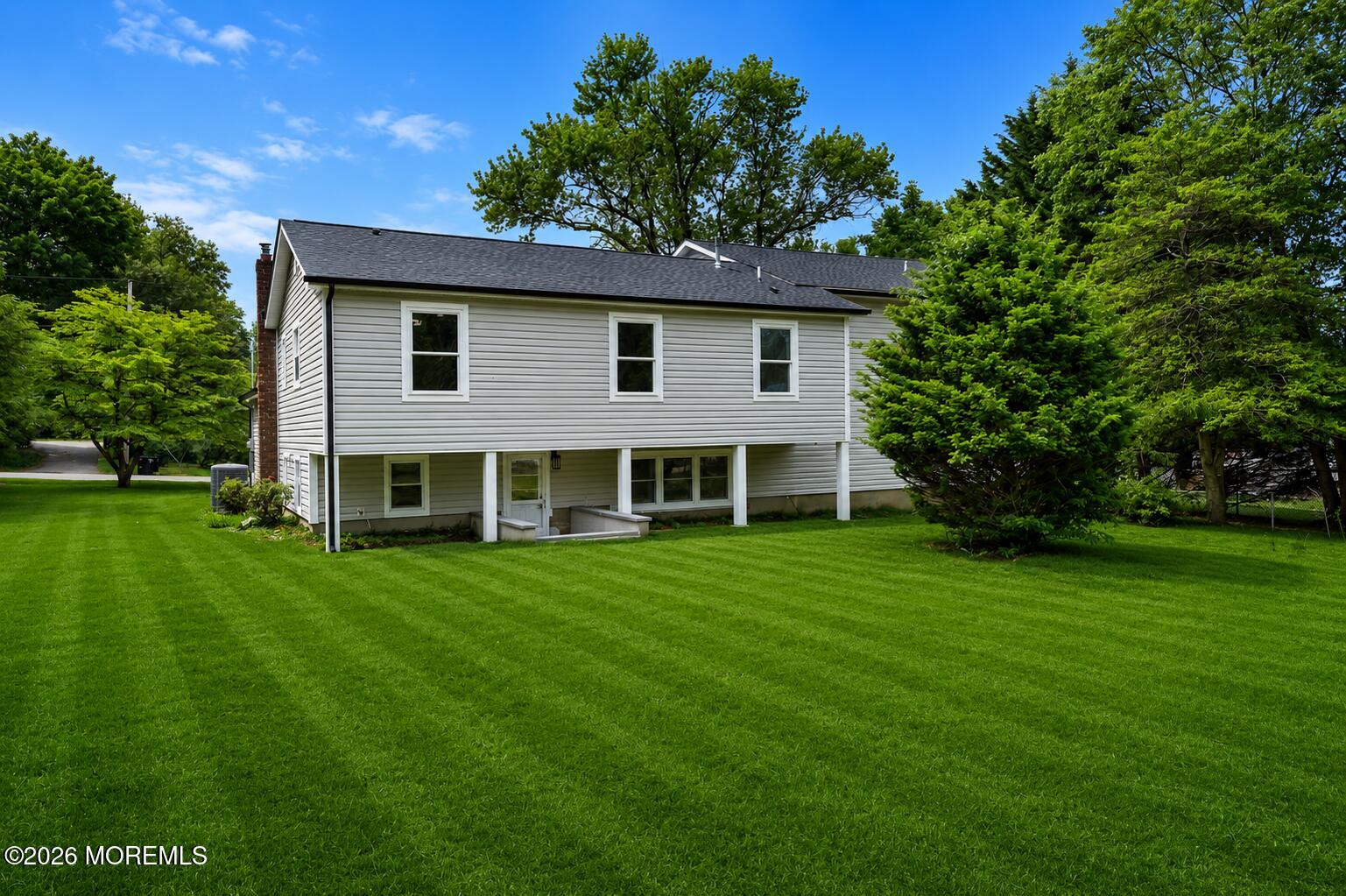 146 Bruce Road Red Bank, NJ 07701 - Photo 32 of 36 7