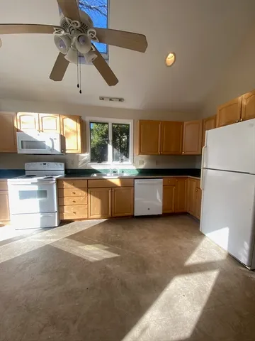 $3,200 | 315 High Street, Unit 315, Newburyport, MA 01950