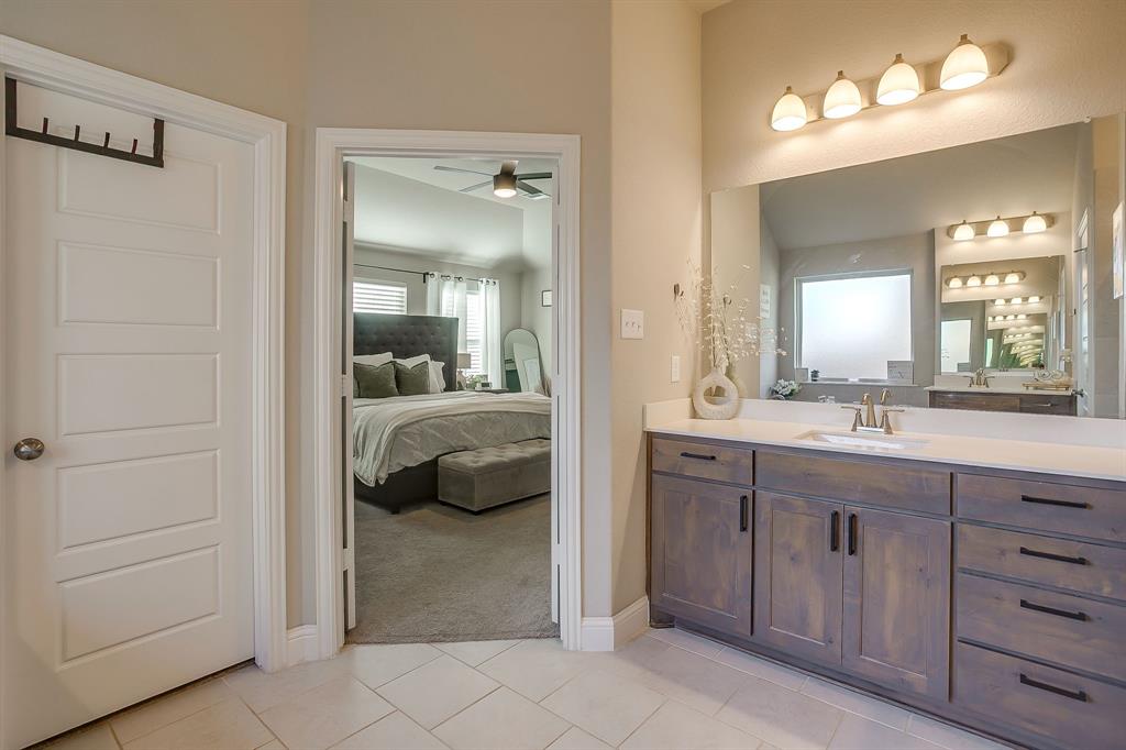 709 Waterford Way Joshua, TX 76058 - Photo 28 of 35