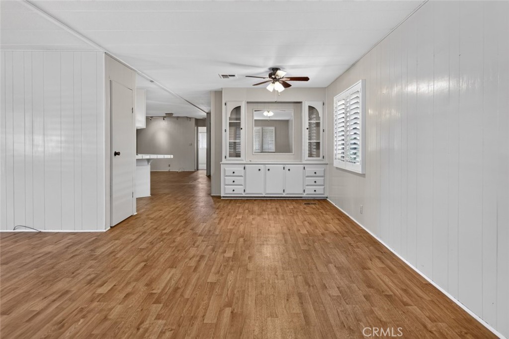 6480 Katherine Road, Unit 87 Simi Valley, CA 93063 - Photo 12 of 36 Gallery Image 12
