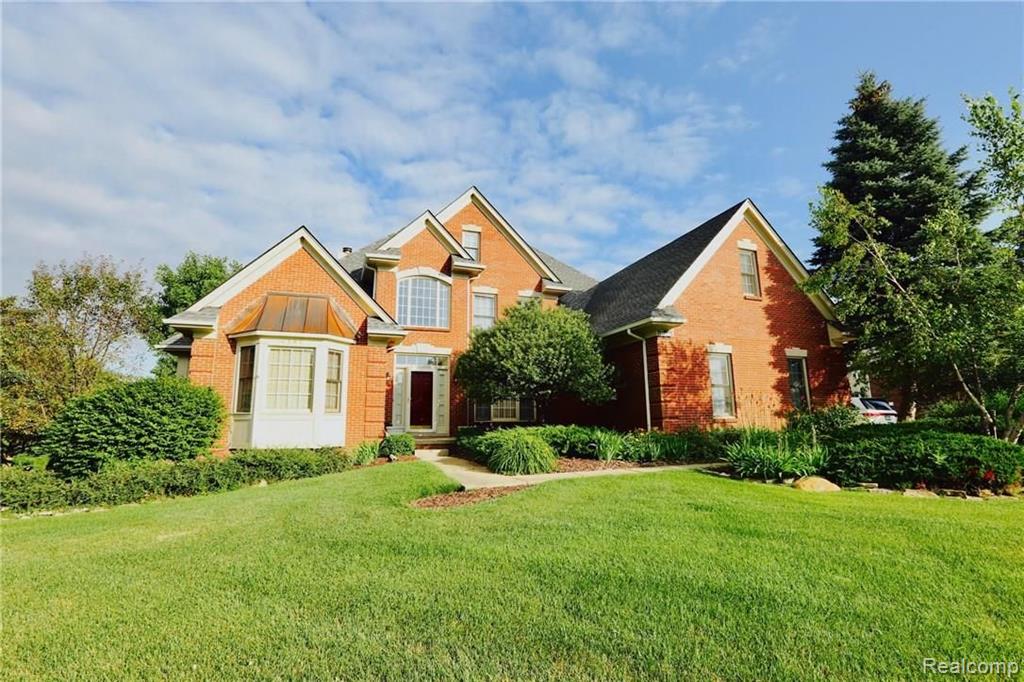 4202 Oak Tree Circle Rochester, MI 48306 - Photo 2 of 25