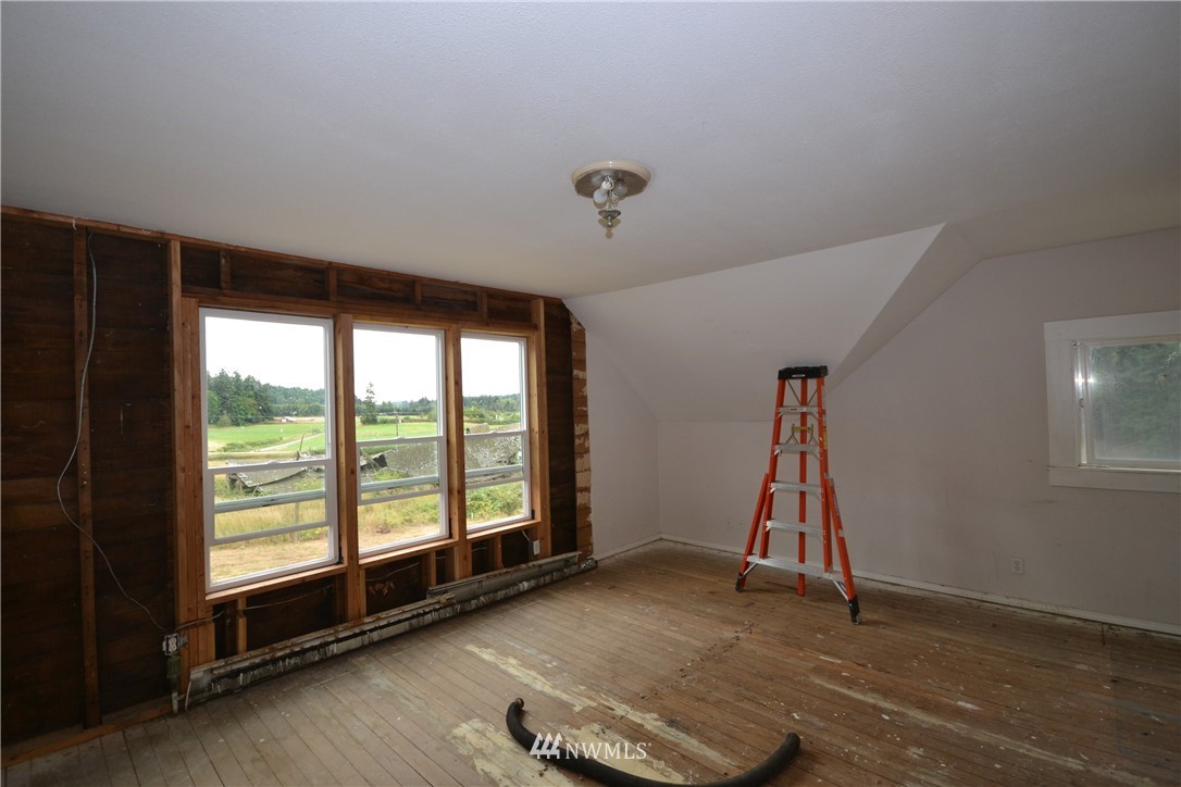 4813 Beaver Valley Road Chimacum, WA 98325 - Photo 8 of 16