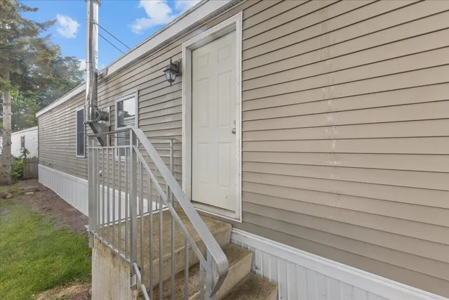 $114,900 | 23 Avenue C, Burlington, VT 05408