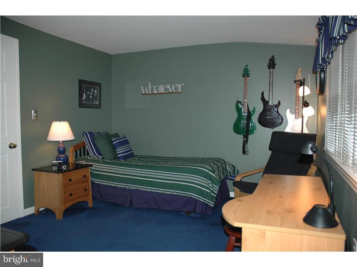1590 Grasshopper Road Huntingdon Valley, PA 19006 - Photo 20 of 25 Bedroom 3
