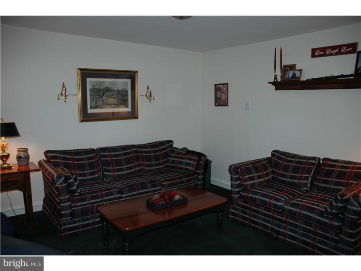 1590 Grasshopper Road Huntingdon Valley, PA 19006 - Photo 21 of 25 Den
