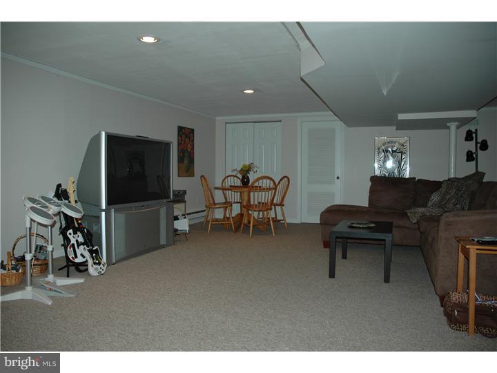 1590 Grasshopper Road Huntingdon Valley, PA 19006 - Photo 22 of 25 Basement - Finished
