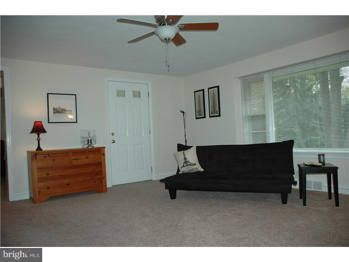 1590 Grasshopper Road Huntingdon Valley, PA 19006 - Photo 23 of 25 Family Room