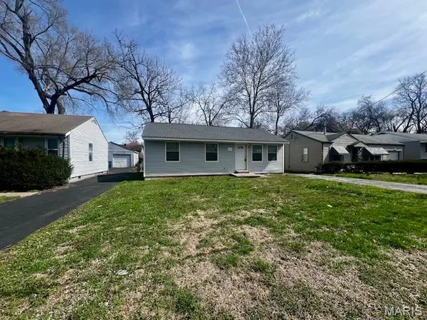 $55,000 | 6330 Washington Avenue, Berkeley, MO 63134