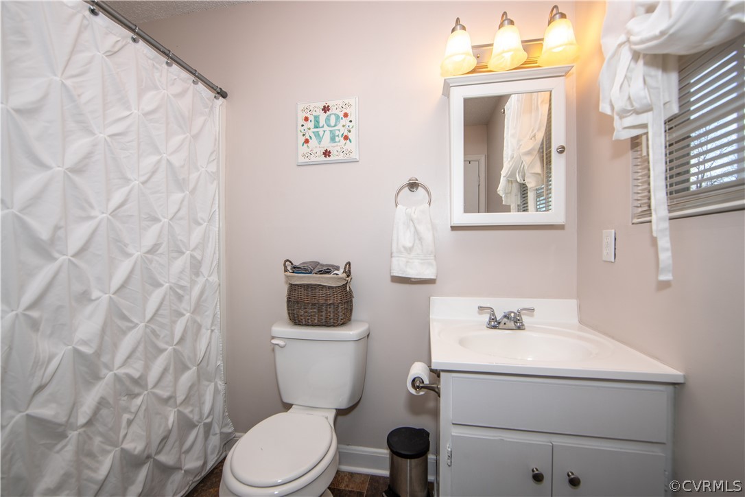 13212 Continental Road Wilsons, VA 23894 - Photo 14 of 26 Gallery Image 14