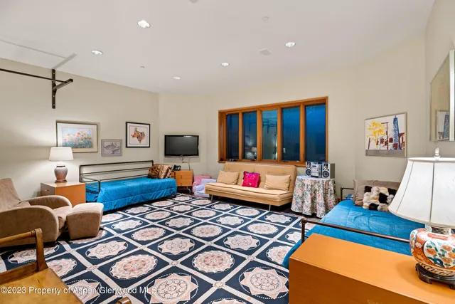 $75,000 | 1575 Silver King Drive, Aspen, CO 81611