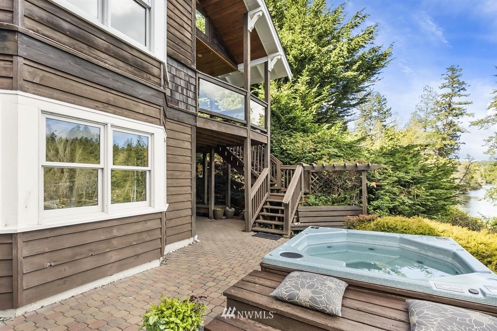 5903 Crescent Beach Road Northwest Vaughn, WA 98394 - Photo 22 of 25