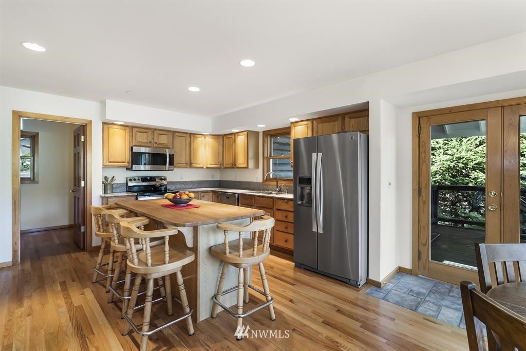 5903 Crescent Beach Road Northwest Vaughn, WA 98394 - Photo 9 of 25