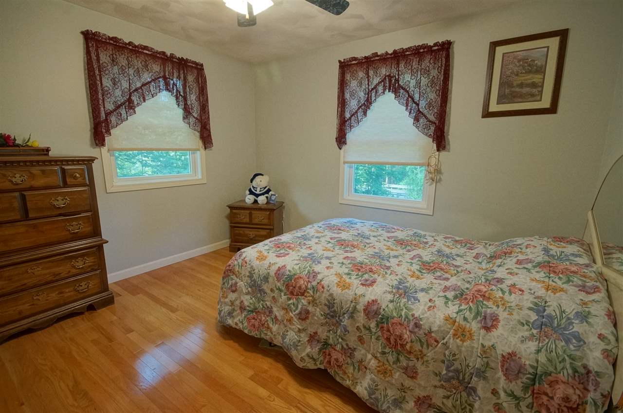 11 Hemlock Springs Road Derry, NH 03038 - Photo 21 of 40